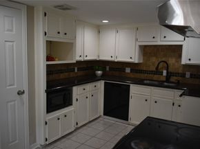 16627 Gaeldom Lane, Houston TX 77084