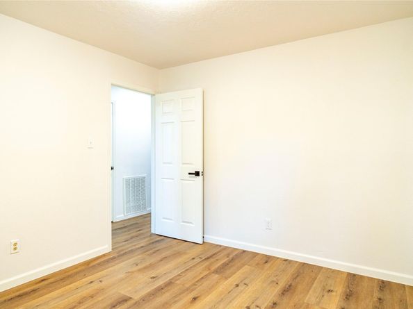 10907 Sharpview Drive, Houston TX 77072