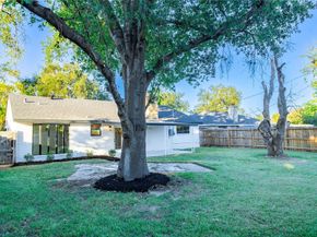 10907 Sharpview Drive, Houston TX 77072