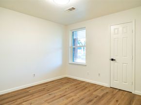 10907 Sharpview Drive, Houston TX 77072