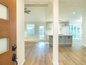 10907 Sharpview Drive, Houston TX 77072