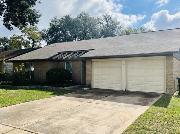 22419 Deville Drive, Katy TX 77450