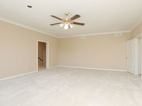 6000 Sugar Hill Drive 9, Houston TX 77057