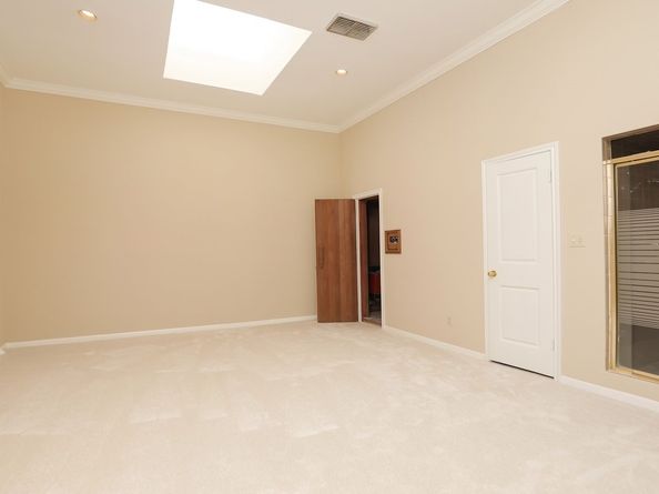 6000 Sugar Hill Drive 9, Houston TX 77057