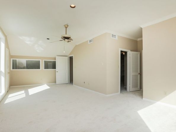 6000 Sugar Hill Drive 9, Houston TX 77057