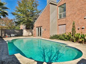 6000 Sugar Hill Drive 9, Houston TX 77057