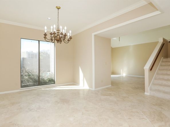 6000 Sugar Hill Drive 9, Houston TX 77057