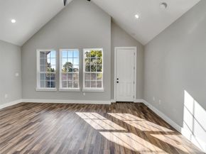 235 Hahlo Street, Houston TX 77020