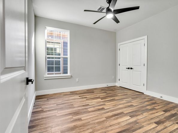 235 Hahlo Street, Houston TX 77020