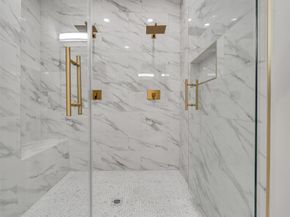 235 Hahlo Street, Houston TX 77020