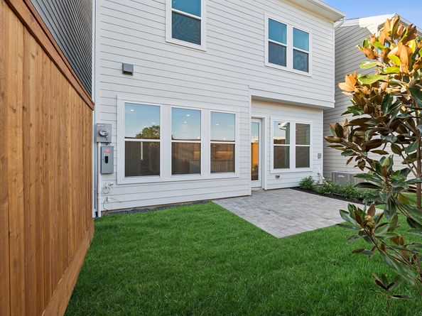 16047 Hayes Park Drive, Houston TX 77079