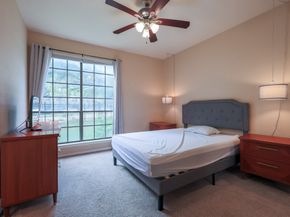 8055 Cambridge Street 15, Houston TX 77054