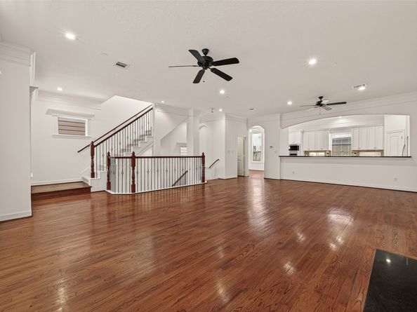 1002 W 22nd Street, Houston TX 77008