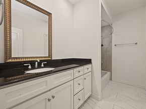 1002 W 22nd Street, Houston TX 77008