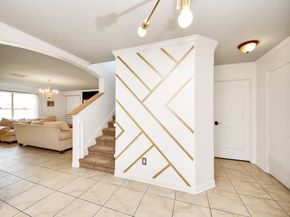 611 Remwick Drive, Houston TX 77073