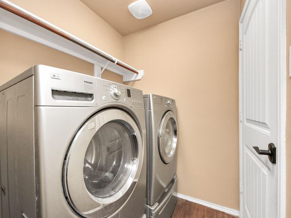 611 Remwick Drive, Houston TX 77073