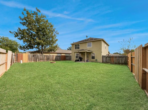 611 Remwick Drive, Houston TX 77073