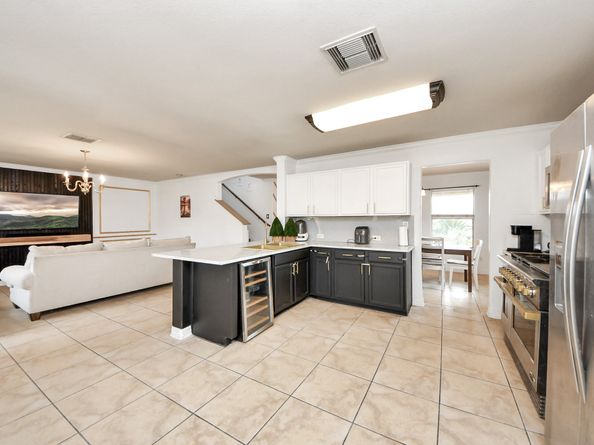 611 Remwick Drive, Houston TX 77073