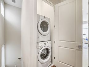 1004 California Street 203, Houston TX 77006