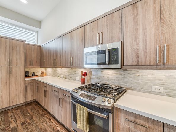 1004 California Street 203, Houston TX 77006