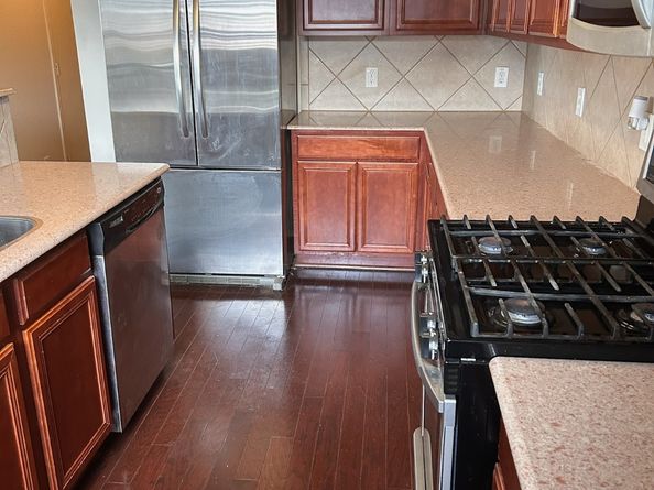 4102 Autumn View Drive, Houston TX 77048