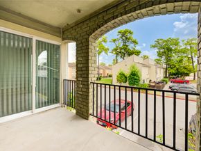 6200 W Tidwell Road 2608, Houston TX 77092