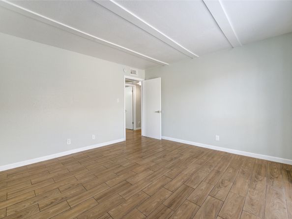 6200 W Tidwell Road 2608, Houston TX 77092