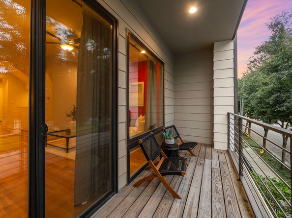 2705 St Emanuel Street, Houston TX 77004