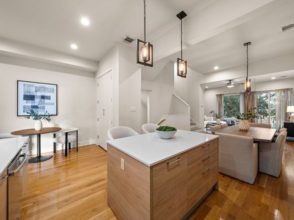 2705 St Emanuel Street, Houston TX 77004