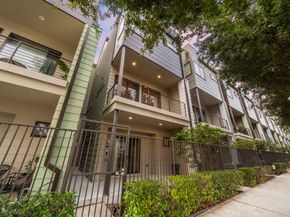 2705 St Emanuel Street, Houston TX 77004