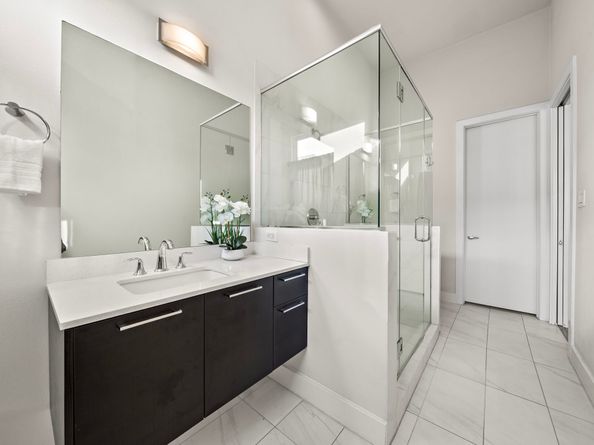 2705 St Emanuel Street, Houston TX 77004