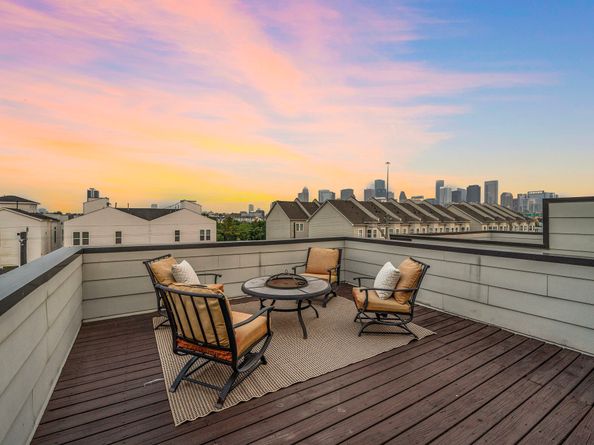 2705 St Emanuel Street, Houston TX 77004