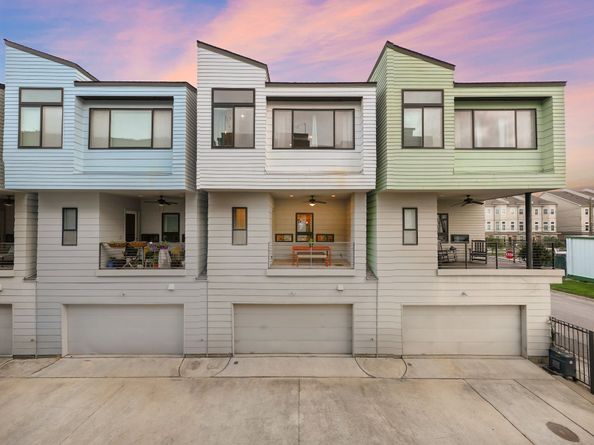 2705 St Emanuel Street, Houston TX 77004