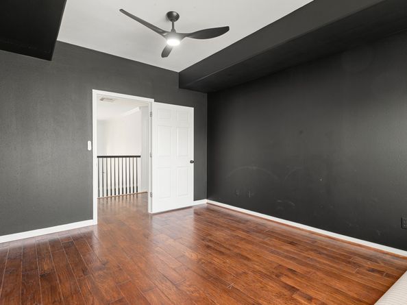 14910 Lake Woodbridge Court, Sugar Land TX 77498