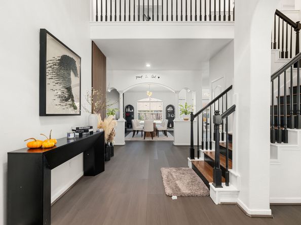 14910 Lake Woodbridge Court, Sugar Land TX 77498