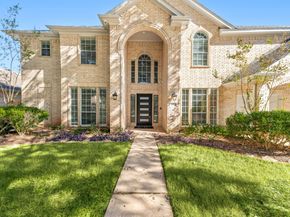 14910 Lake Woodbridge Court, Sugar Land TX 77498