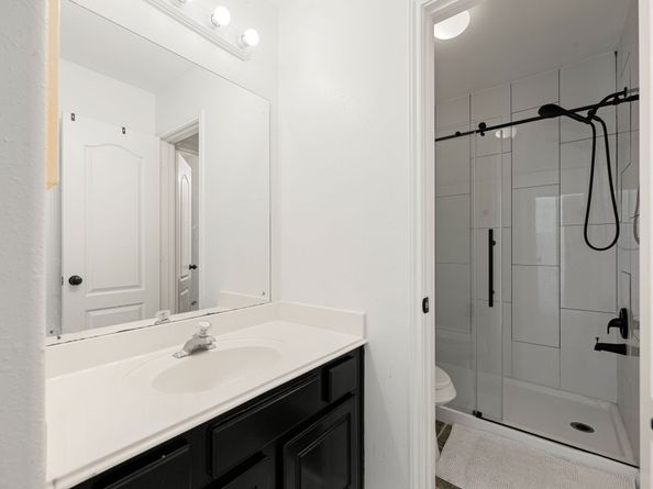 14910 Lake Woodbridge Court, Sugar Land TX 77498