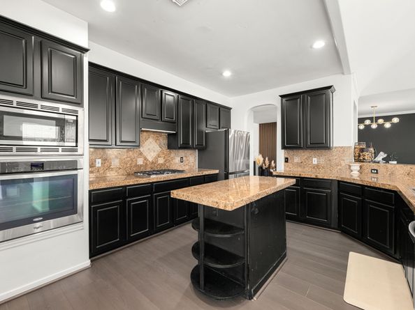 14910 Lake Woodbridge Court, Sugar Land TX 77498