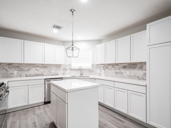 9026 Mcgallion Road, Houston TX 77022