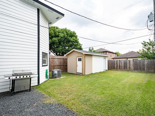 9026 Mcgallion Road, Houston TX 77022