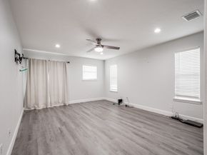 9026 Mcgallion Road, Houston TX 77022