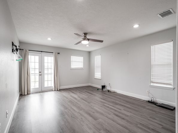 9026 Mcgallion Road, Houston TX 77022