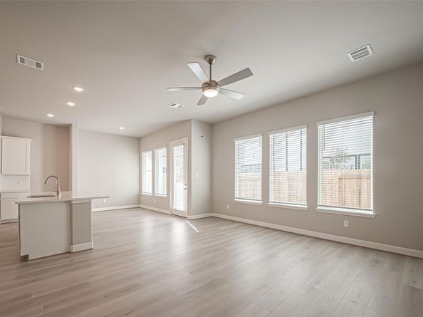 8926 Grovner Place, Houston TX 77055