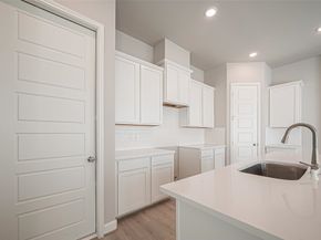 8926 Grovner Place, Houston TX 77055