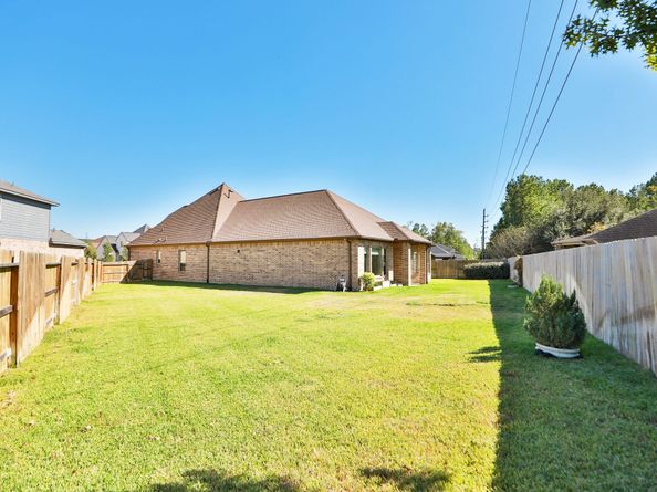 27899 Serenata Springs Drive, Spring TX 77386