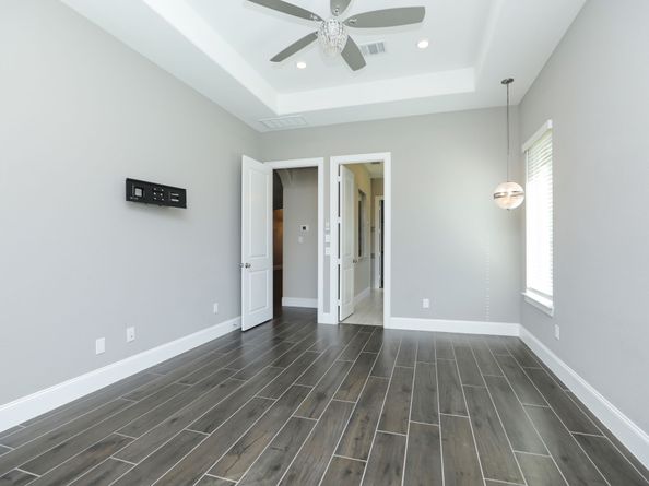 27899 Serenata Springs Drive, Spring TX 77386