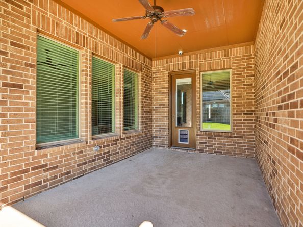 27899 Serenata Springs Drive, Spring TX 77386