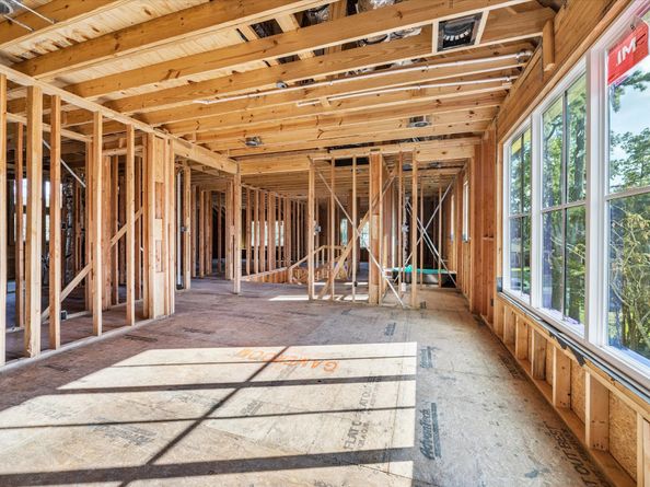 1046 Gardenia Drive, Houston TX 77018