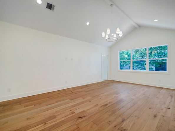 1046 Gardenia Drive, Houston TX 77018