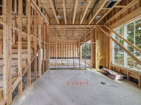 1046 Gardenia Drive, Houston TX 77018